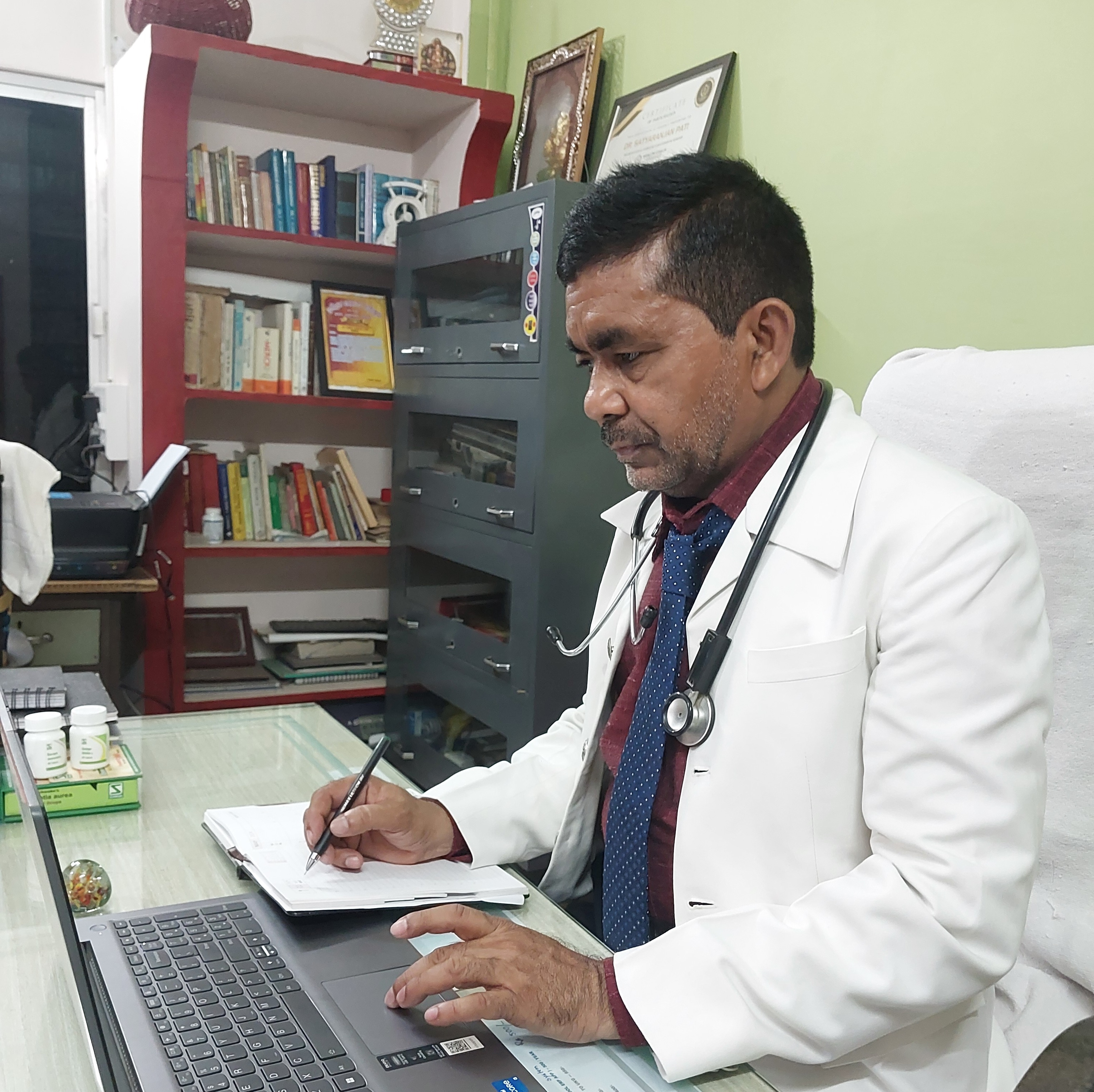 Image of DR SATYARANJAN PATI